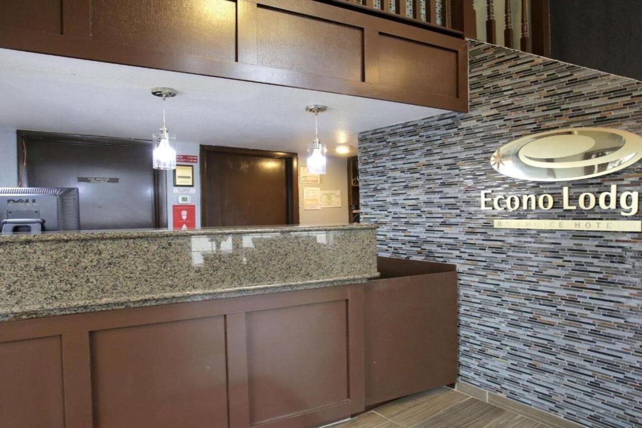 Econo Lodge Near The Domain - The Arboretum Austin Kültér fotó