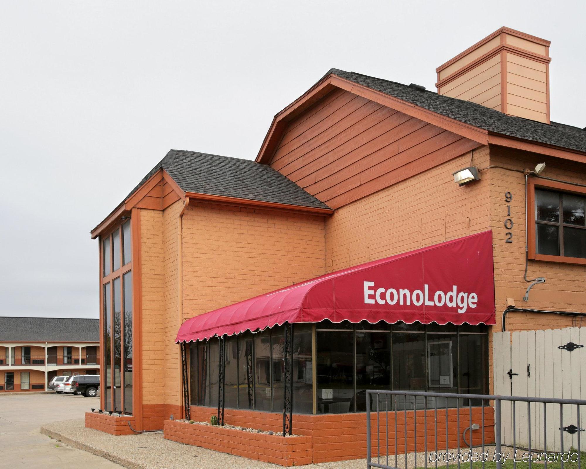 Econo Lodge Near The Domain - The Arboretum Austin Kültér fotó