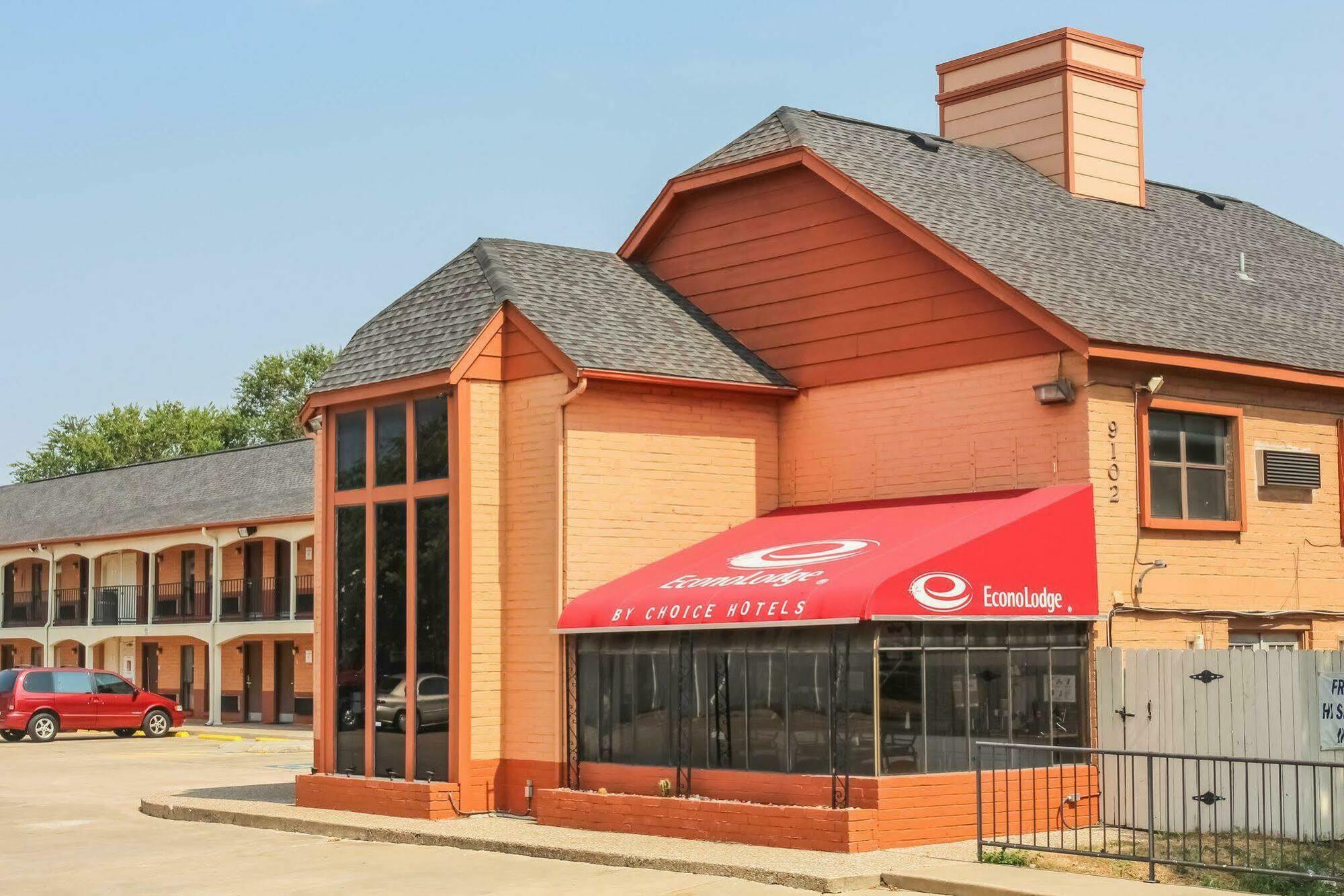 Econo Lodge Near The Domain - The Arboretum Austin Kültér fotó